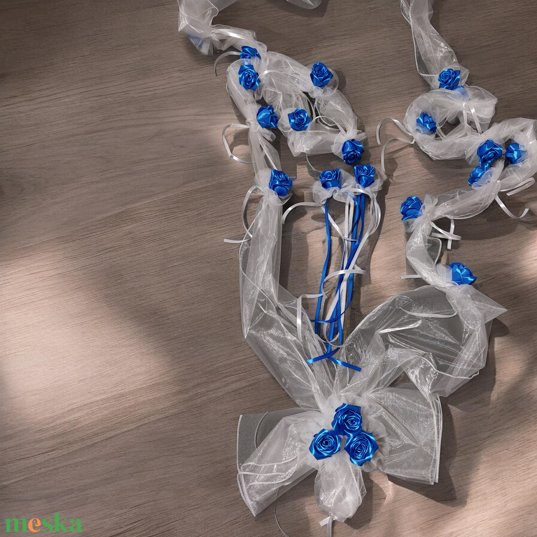 Autódísz  - esküvő - dekoráció - helyszíni dekor - Meska.hu