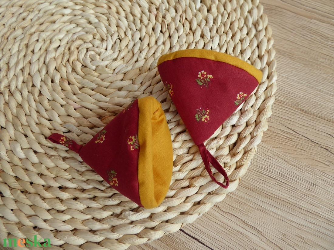 Edényfogó fül - otthon & életmód - konyhafelszerelés, tálalás - konyhai textil - edényfogó & edényfedő - Meska.hu