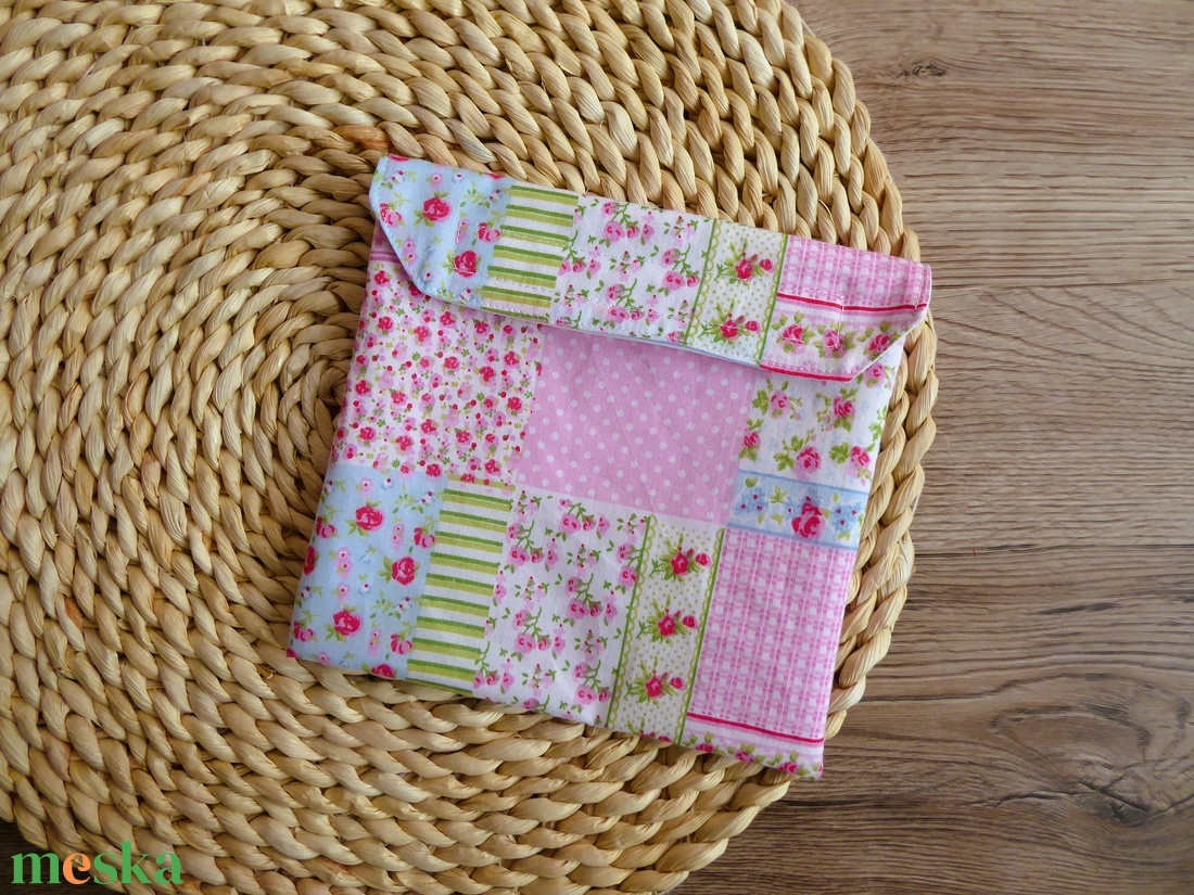 Rózsaszín patchwork mintás szendvicstartó újraszalvéta nowaste - táska & tok - uzsonna- & ebéd tartó - szendvics csomagoló - Meska.hu