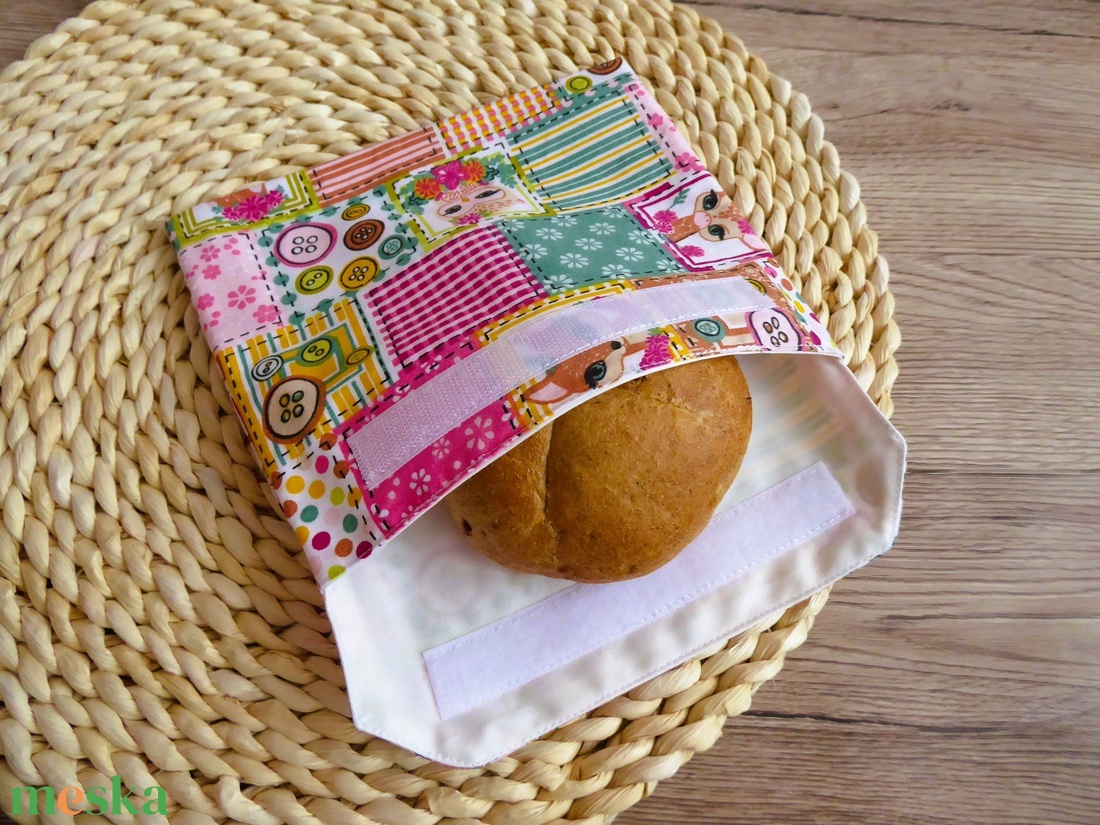 Gyerek patchwork mintás szendvicstartó újraszalvéta nowaste - táska & tok - uzsonna- & ebéd tartó - szendvics csomagoló - Meska.hu Gyerek patchwork mintás szendvicstartó újraszalvéta nowaste - táska & tok - uzsonna- & ebéd tartó - szendvics csomagoló - Meska.hu