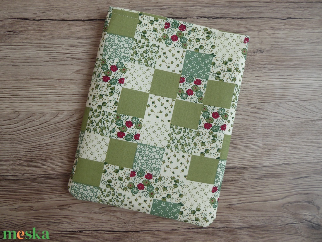 Patchwork mintás könyvtok, tablettok - könyv & zene - könyvtok - Meska.hu Patchwork mintás könyvtok, tablettok - könyv & zene - könyvtok - Meska.hu