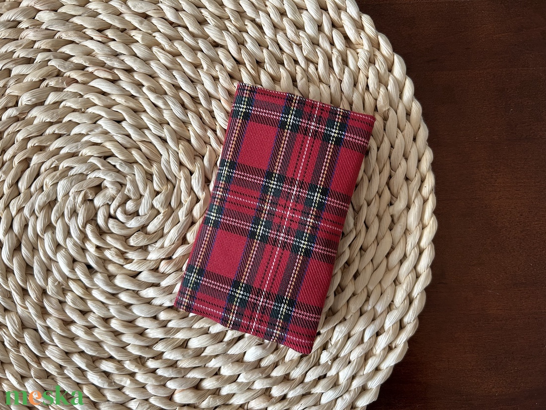 Kockás zsebkendő tartó - táska & tok - pénztárca & más tok - zsebkendőtartó tok - Meska.hu