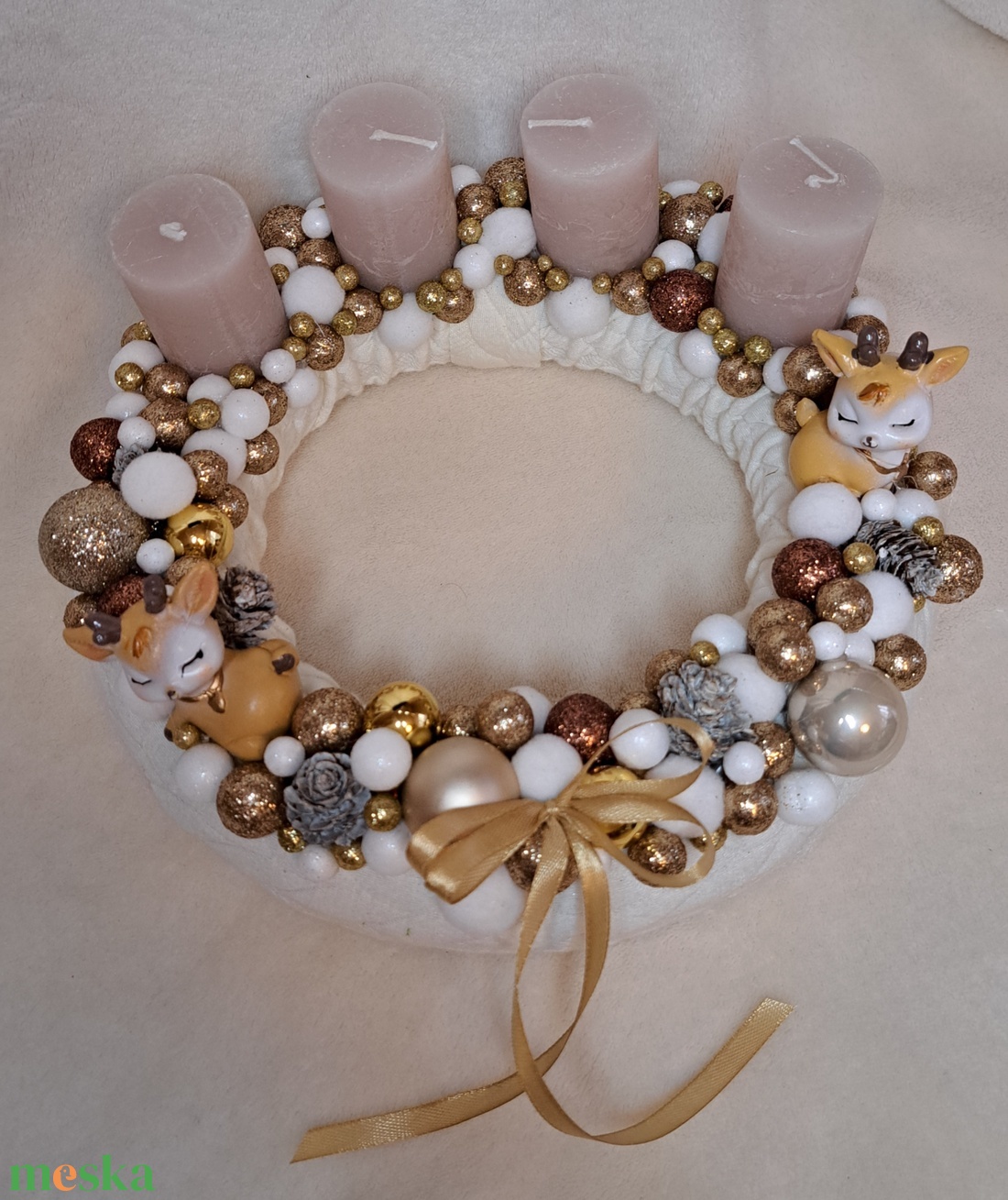 Adventi gyertyás koszorú asztaldísz őzikékkel gömbökkel - karácsony - adventi díszek - adventi asztaldísz - Meska.hu