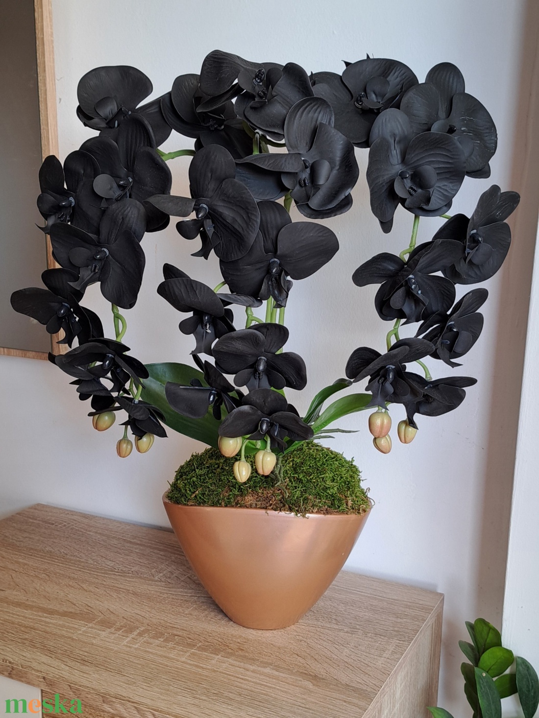 Élethű fekete orchidea asztaldísz rosegold kaspóban - otthon & életmód - dekoráció - asztal és polc dekoráció - asztaldísz - Meska.hu Élethű fekete orchidea asztaldísz rosegold kaspóban - otthon & életmód - dekoráció - asztal és polc dekoráció - asztaldísz - Meska.hu