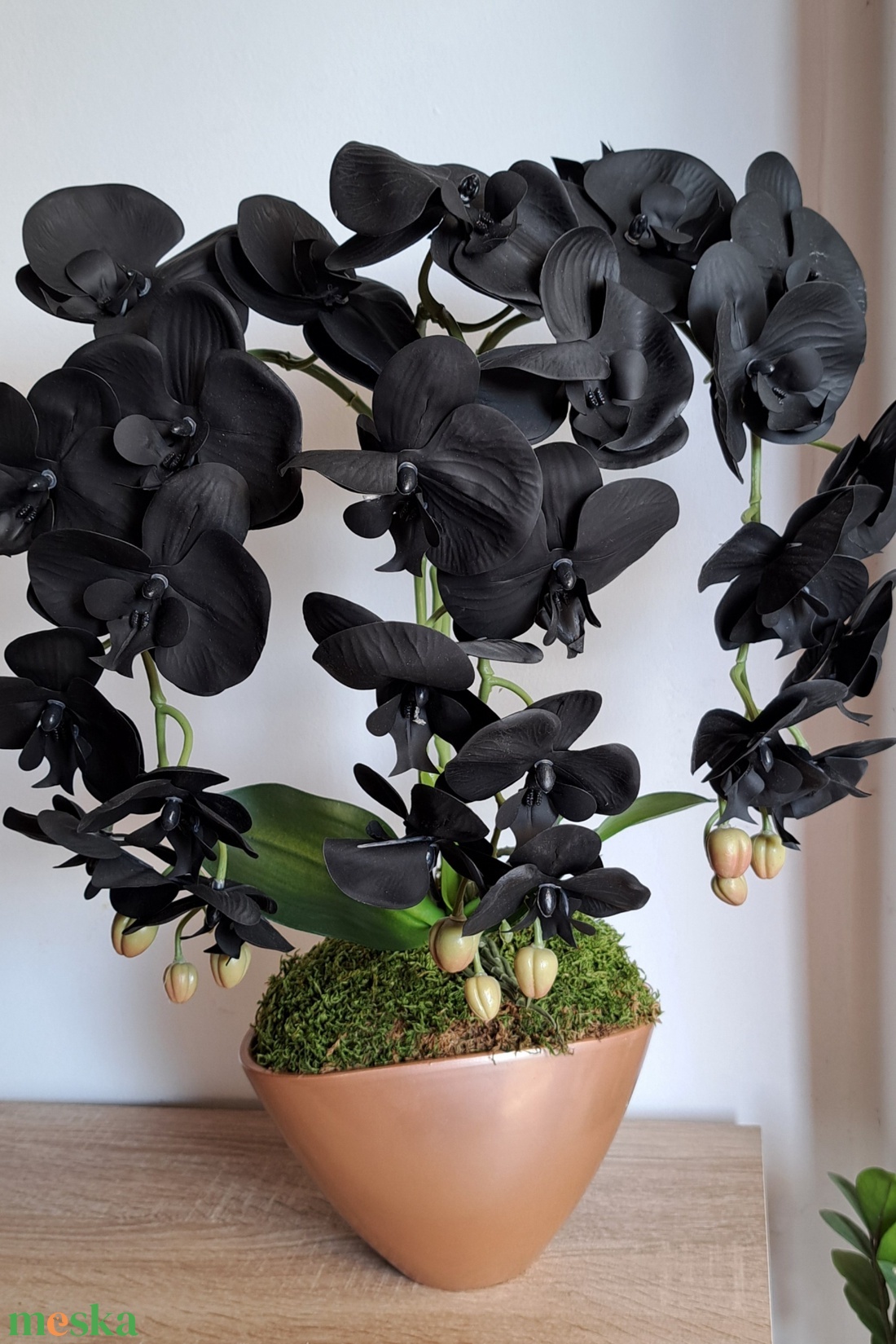 Élethű fekete orchidea asztaldísz rosegold kaspóban - otthon & életmód - dekoráció - asztal és polc dekoráció - asztaldísz - Meska.hu Élethű fekete orchidea asztaldísz rosegold kaspóban - otthon & életmód - dekoráció - asztal és polc dekoráció - asztaldísz - Meska.hu