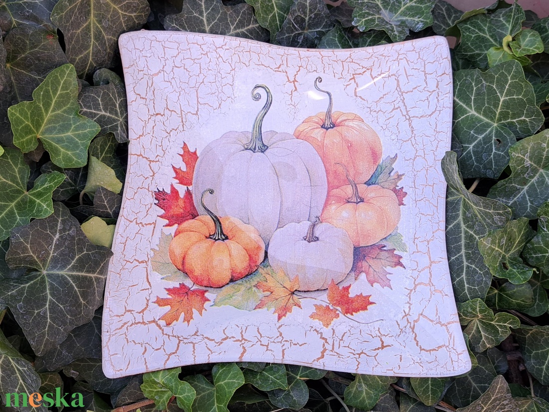 Őszi üvegtál vintage stílusban - otthon & életmód - dekoráció - asztal és polc dekoráció - dekorációs tál, tartó - Meska.hu Őszi üvegtál vintage stílusban - otthon & életmód - dekoráció - asztal és polc dekoráció - dekorációs tál, tartó - Meska.hu