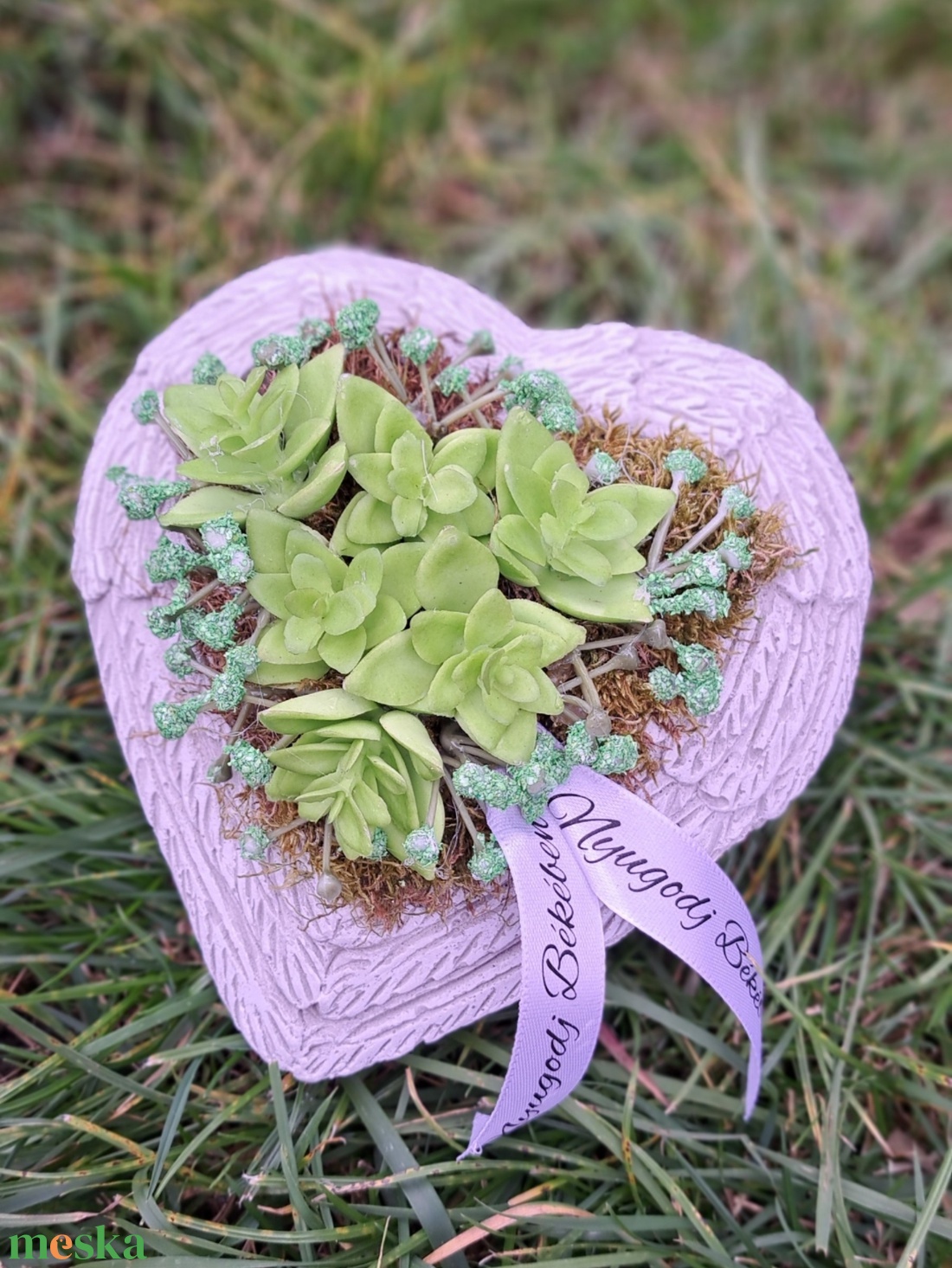 Sírdísz szív alakú kőkaspóban - otthon & életmód - vallás - temetkezési tárgy - sírdísz, kegyeleti dísz - Meska.hu