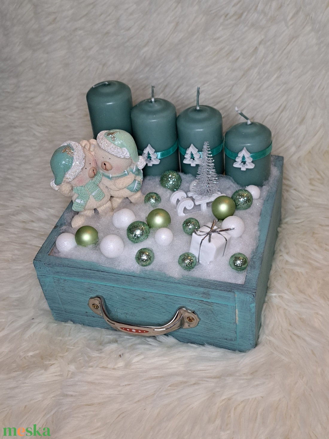 Gyertyás adventi asztaldísz menta-fehér színekben - karácsony - adventi díszek - adventi asztaldísz - Meska.hu