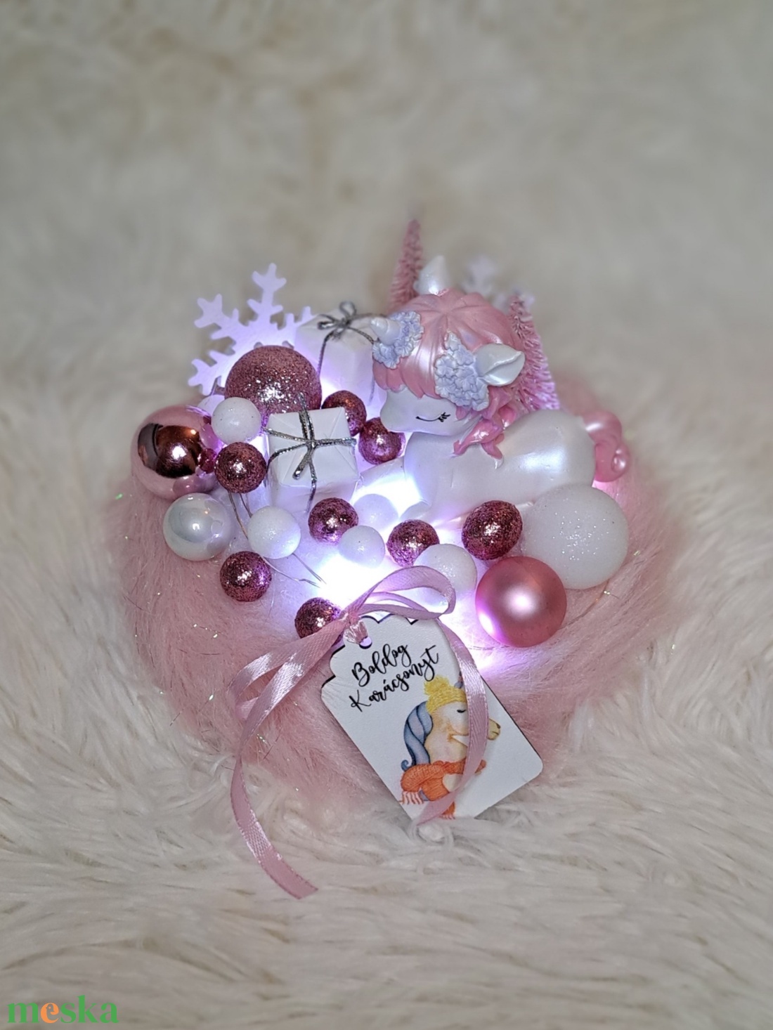 Kislányos adventi asztaldísz LED világítással unikornissal - karácsony - adventi díszek - adventi asztaldísz - Meska.hu