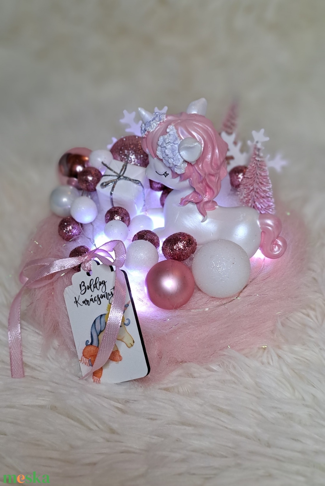 Kislányos adventi asztaldísz LED világítással unikornissal - karácsony - adventi díszek - adventi asztaldísz - Meska.hu