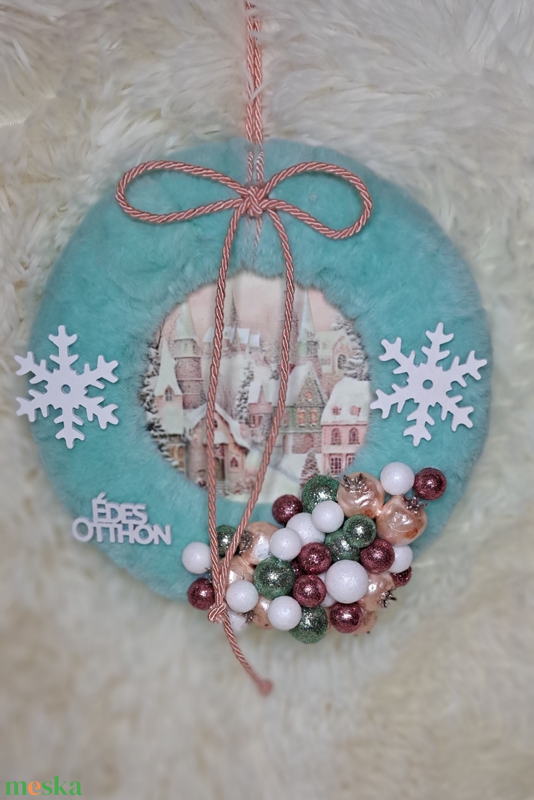 Kopogtató téli karácsonyi menta-lazac színben - karácsony - adventi díszek - adventi ajtódísz - Meska.hu