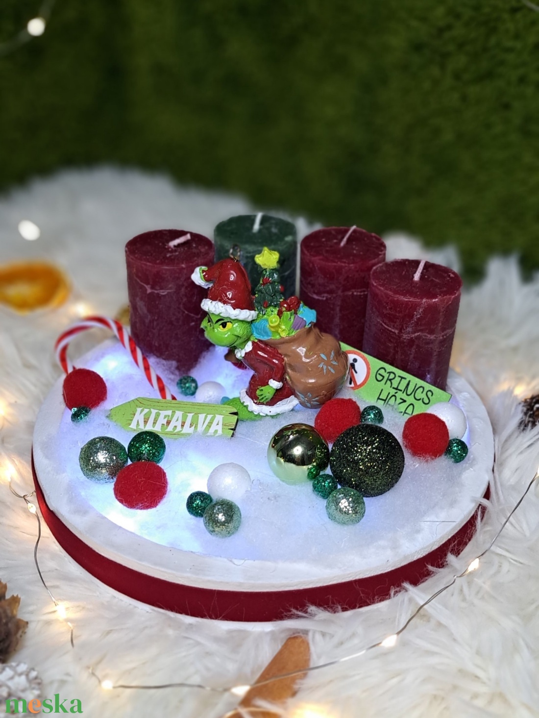 Grincs gyertyás asztaldísz LED világítással - karácsony - adventi díszek - adventi asztaldísz - Meska.hu