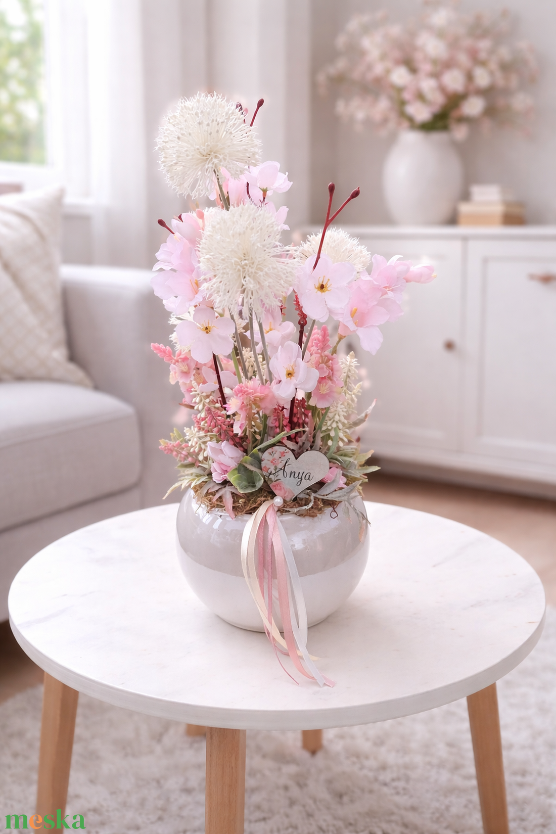 Virágos asztaldísz magasfényű keramia kaspóban - otthon & életmód - dekoráció - asztal és polc dekoráció - asztaldísz - Meska.hu