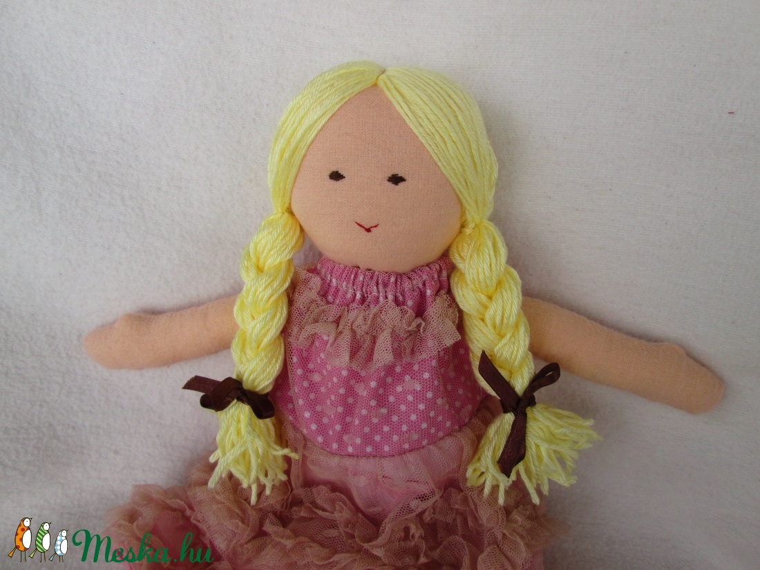  Baba rózsaszín csipkésben -  - Meska.hu