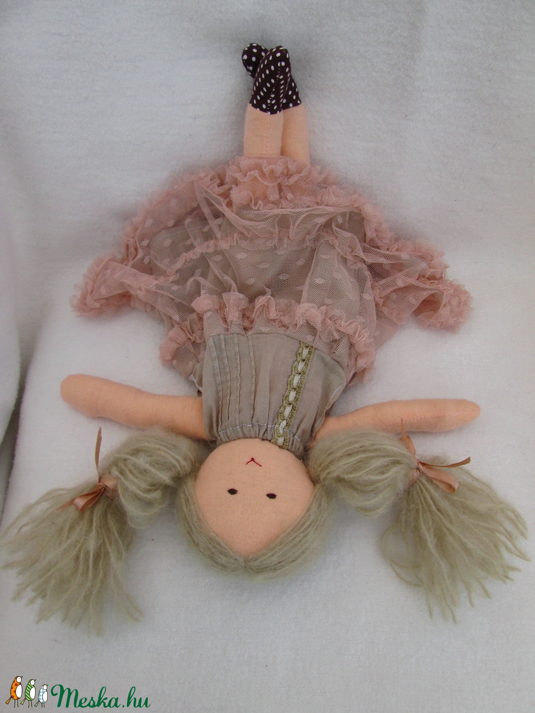  Baba csipkésben -  - Meska.hu