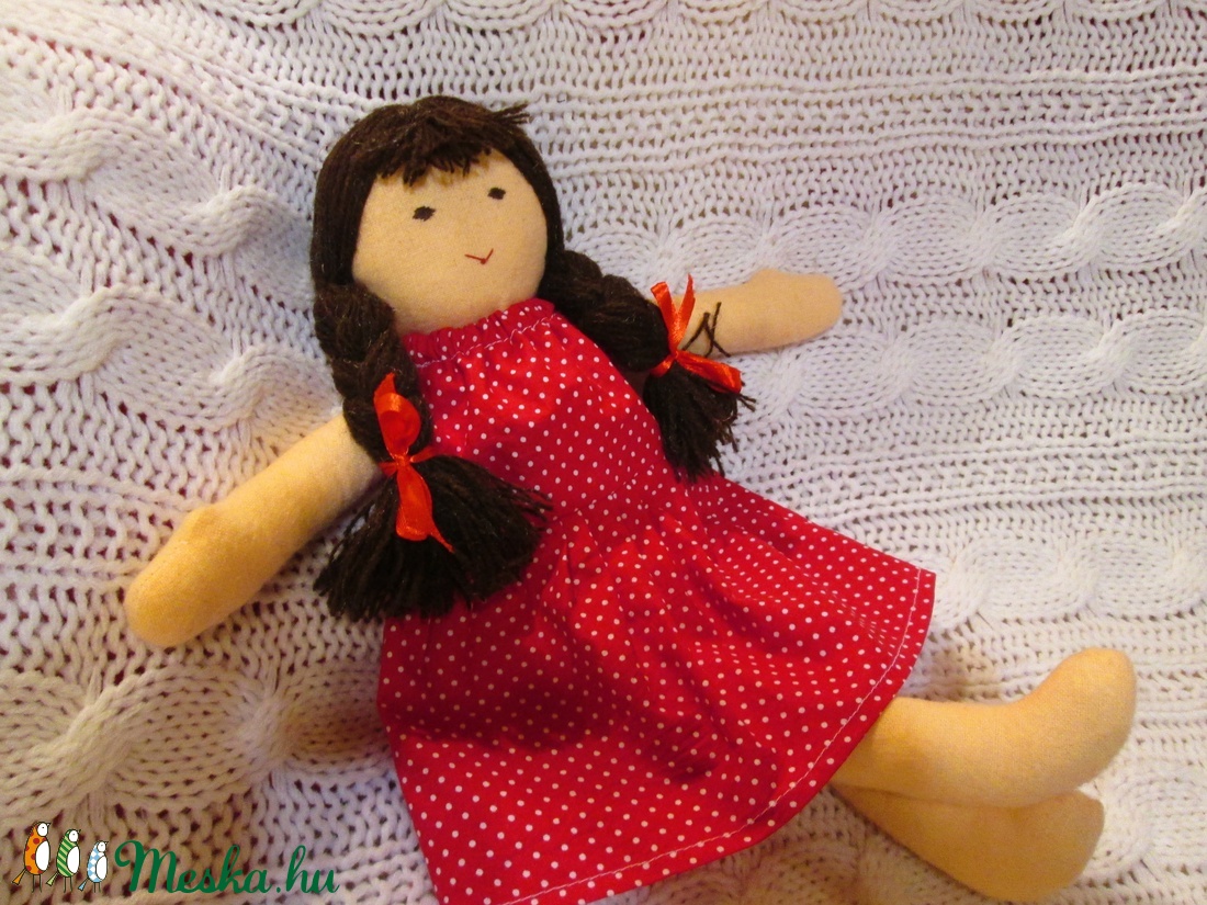 Mezítlábas baba pöttyösben -  - Meska.hu