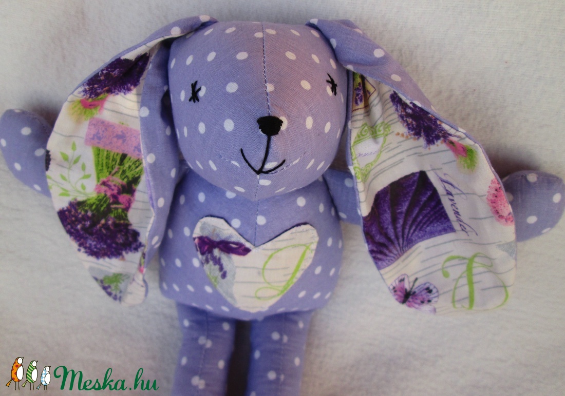 Levendulalila pöttyös nyuszi  szivecskével-szivárványsorozat -  - Meska.hu