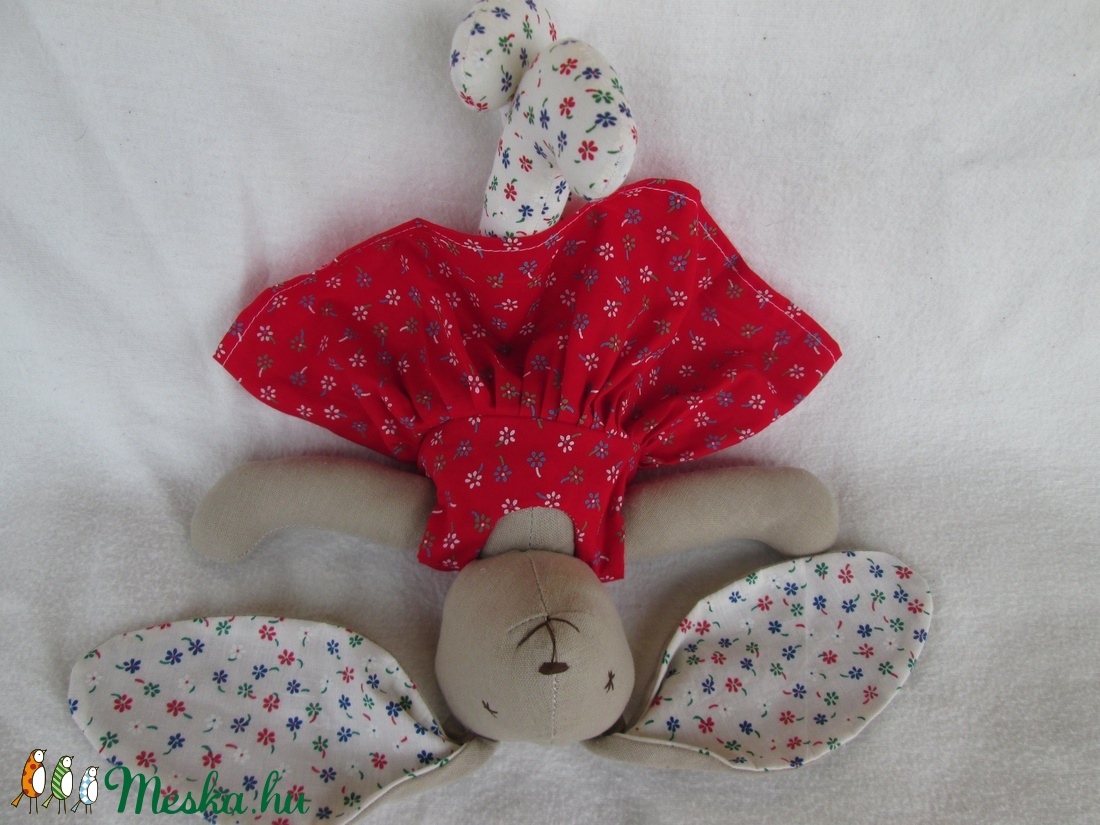 Piros-fehér nyuszi lány -  - Meska.hu