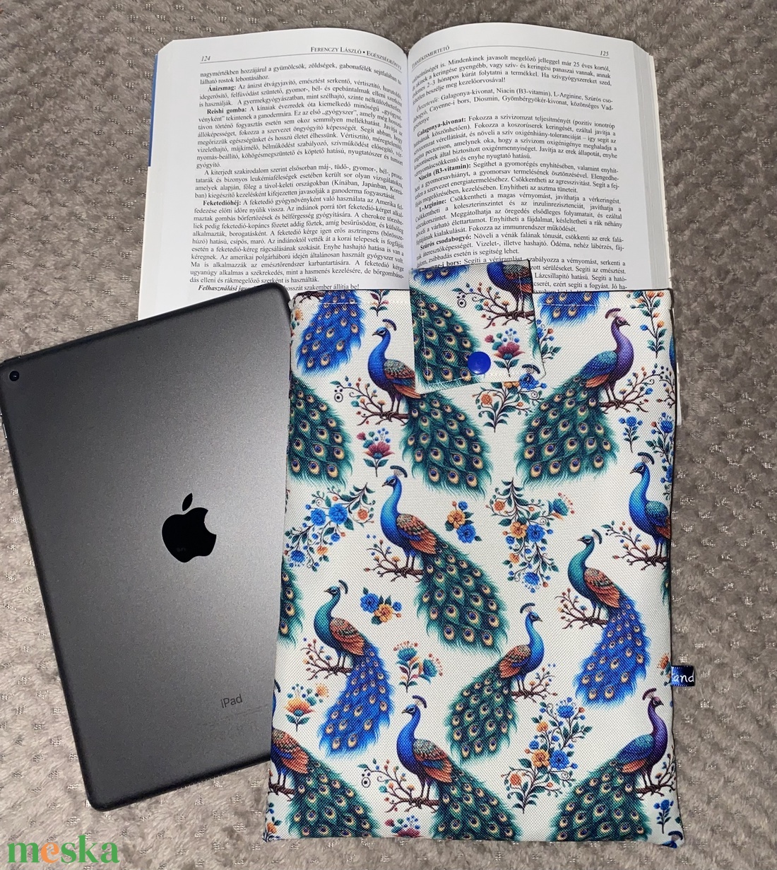 Könyvvédő tok tablet tartó vízálló - könyv & zene - könyvtok - Meska.hu
