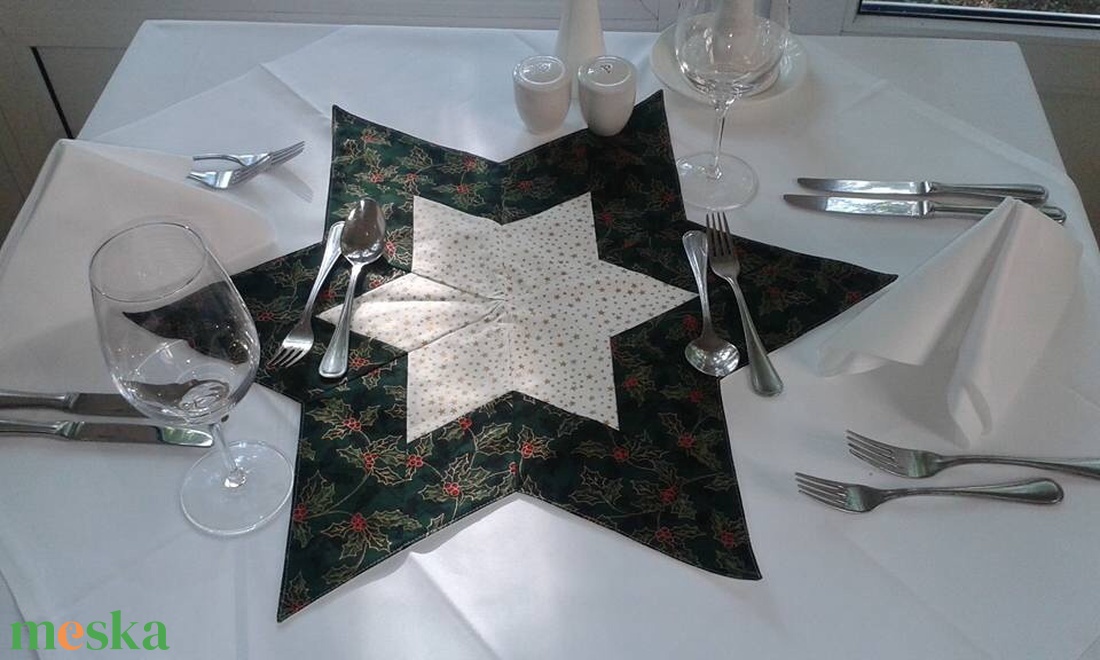 karácsonyi csillag alakú terítő - karácsony - karácsonyi lakásdekoráció - ünnepi asztaldekoráció - Meska.hu