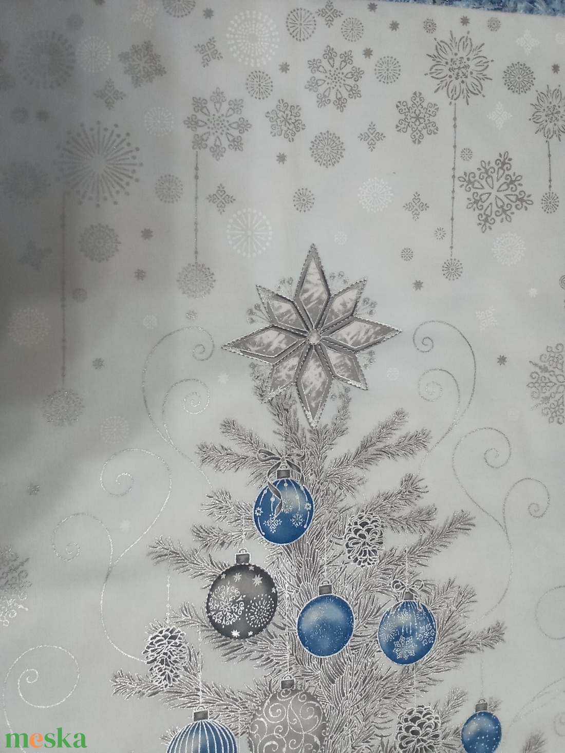 Fenyőfa ezüstben és kékben - karácsony - karácsonyi lakásdekoráció - karácsonyi lakásdíszek - Meska.hu