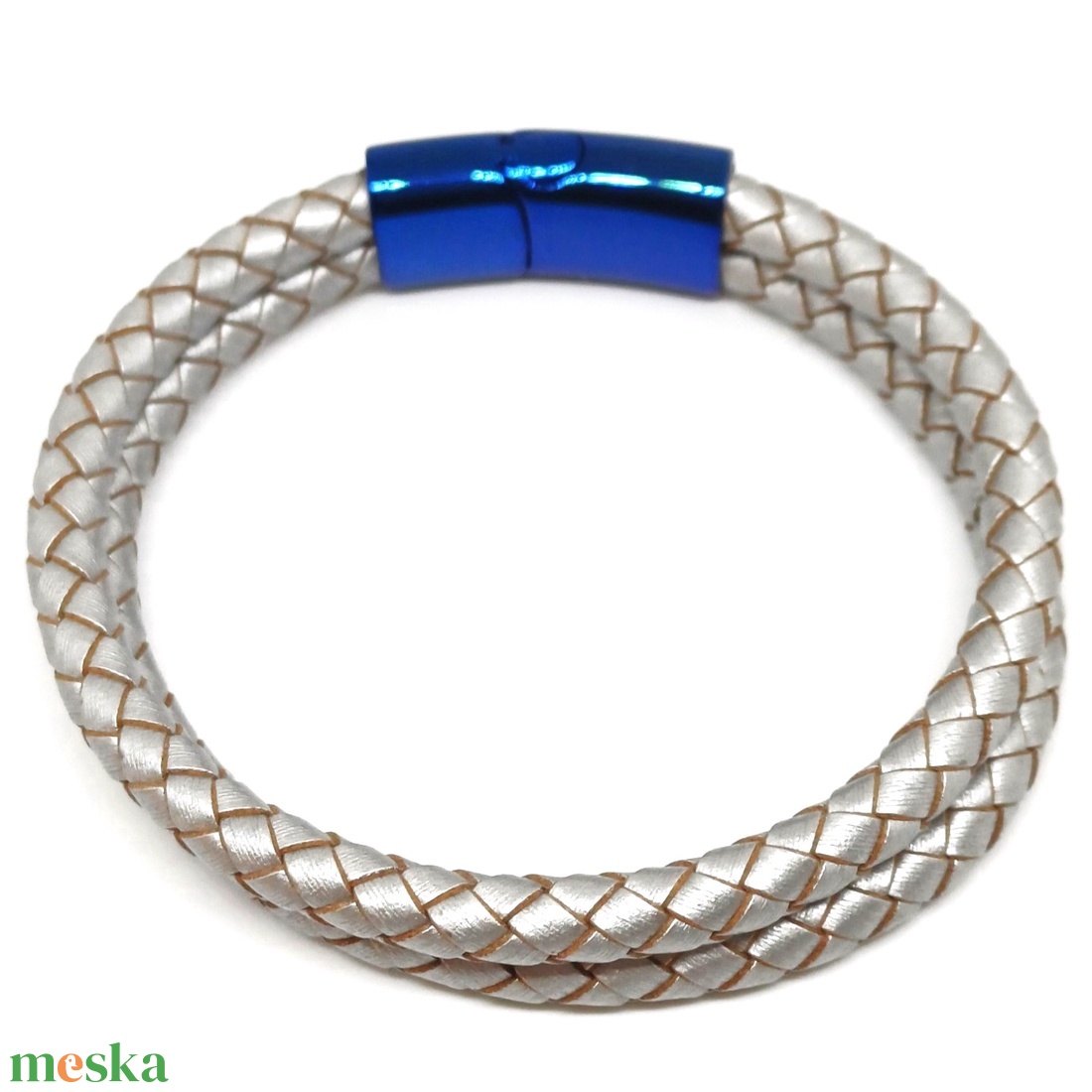 Metál ezüst-kék női statement karkötő nemesacél mágneskapoccsal, női karkötő - ékszer - karkötő - fonott karkötő - Meska.hu