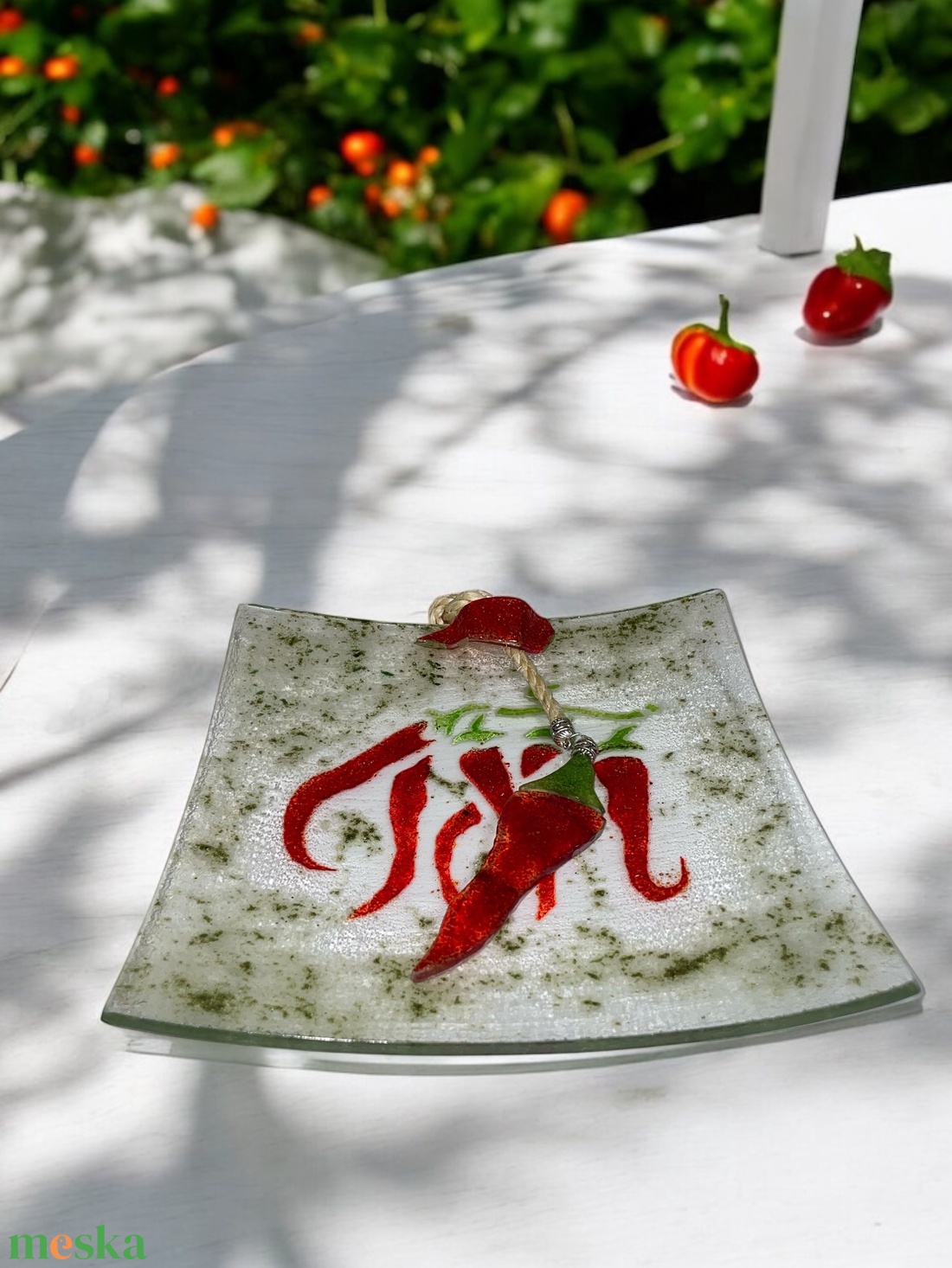 Chilimánia üveg szalvétatartó - otthon & életmód - konyhafelszerelés, tálalás - tálalás - szalvétatartó, szalvétagyűrű - Meska.hu Chilimánia üveg szalvétatartó - otthon & életmód - konyhafelszerelés, tálalás - tálalás - szalvétatartó, szalvétagyűrű - Meska.hu