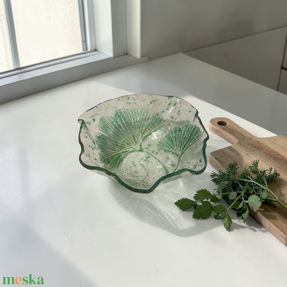 Ginkgo biloba saláta tálka - otthon & életmód - konyhafelszerelés, tálalás - tálalás - üveg & kancsó - Meska.hu