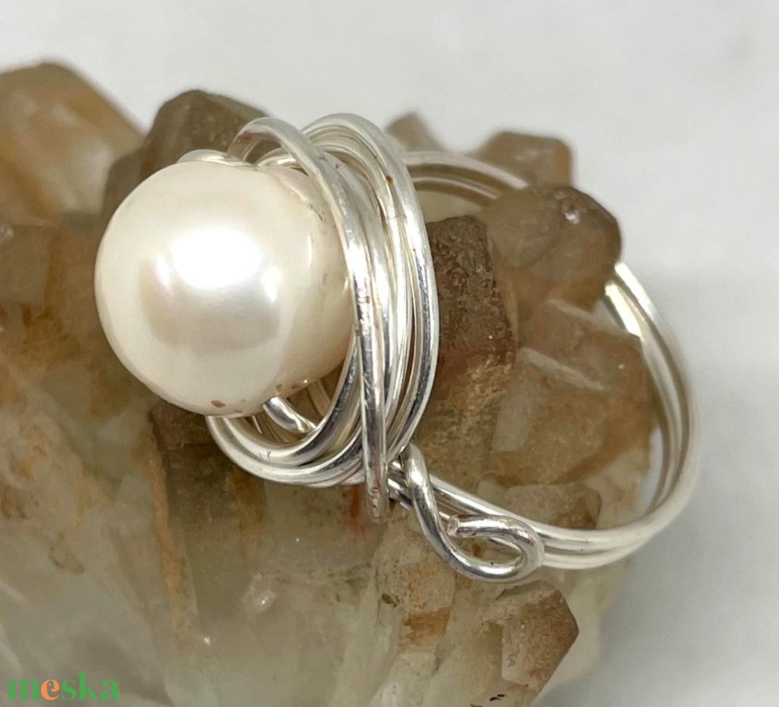 Egyköves tenyésztett gyöngyös gyűrű - ékszer - gyűrű - szoliter gyűrű - Meska.hu