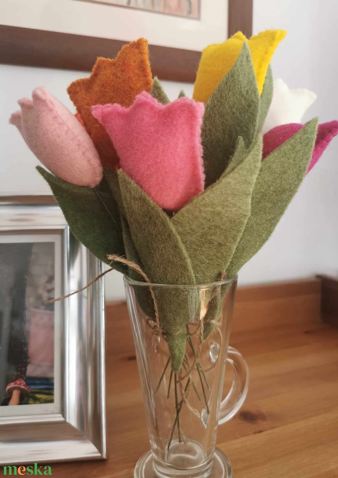ANYÁK NAPI TULIPÁN TERMÉSZETES ANYAGOKBÓL (GYAPJÚFILC,GYAPJÚ) ÉDESANYÁKNAK NAGYMAMÁKNAK DÉDNAGYMAMÁKNAK KERESZTANYÁKNAK - otthon & életmód - dekoráció - virágdísz és tartó - csokor & virágdísz - Meska.hu ANYÁK NAPI TULIPÁN TERMÉSZETES ANYAGOKBÓL (GYAPJÚFILC,GYAPJÚ) ÉDESANYÁKNAK NAGYMAMÁKNAK DÉDNAGYMAMÁKNAK KERESZTANYÁKNAK - otthon & életmód - dekoráció - virágdísz és tartó - csokor & virágdísz - Meska.hu
