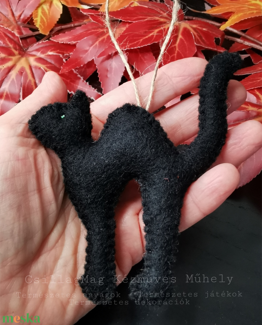Fekete macska halloween dekoráció őszi dekor természetes anyagokból gyapjúfilc gyapjú fenntartható - otthon & életmód - dekoráció - halloween - halloweeni dekoráció - Meska.hu Fekete macska halloween dekoráció őszi dekor természetes anyagokból gyapjúfilc gyapjú fenntartható - otthon & életmód - dekoráció - halloween - halloweeni dekoráció - Meska.hu