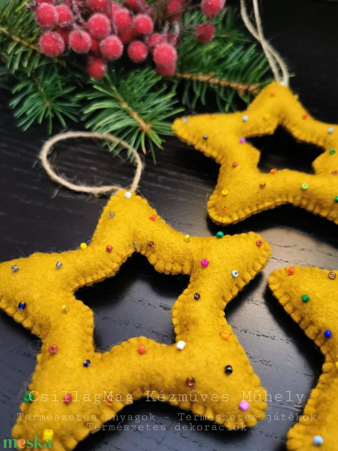 KÜLÖNLEGES KARÁCSONYI CSILLAGOK 3 DB/SZETT EGYEDI FENNTARTHATÓ TERMÉSZETES ANYAGOK GYAPJÚFILC GYAPJÚ TERMÉSZETES DÍSZEK  - karácsony - karácsonyi lakásdekoráció - karácsonyfadíszek - Meska.hu