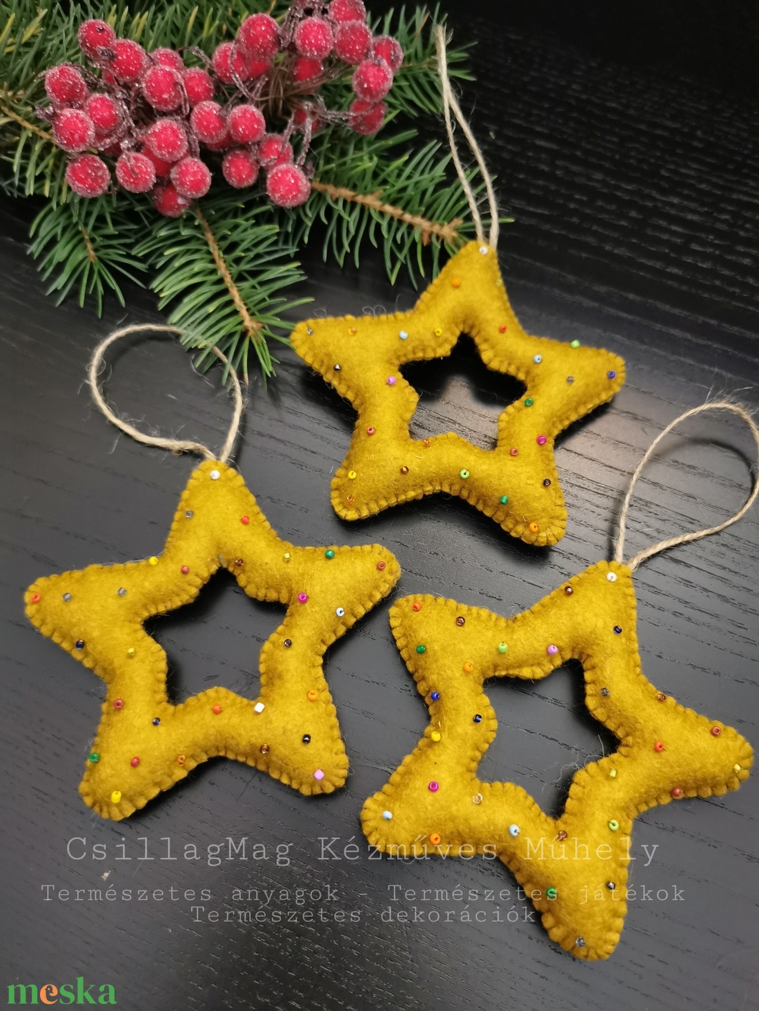 KÜLÖNLEGES KARÁCSONYI CSILLAGOK 3 DB/SZETT EGYEDI FENNTARTHATÓ TERMÉSZETES ANYAGOK GYAPJÚFILC GYAPJÚ TERMÉSZETES DÍSZEK  - karácsony - karácsonyi lakásdekoráció - karácsonyfadíszek - Meska.hu