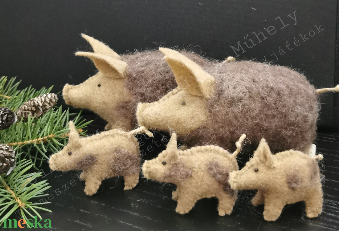 MANGALICÁK 5 DB/SZETT EGYEDI FENNTARTHATÓ TERMÉSZETES MINŐSÉGI ANYAGOK WALDORF JÁTÉK  - játék & sport - plüssállat & játékfigura - malac - Meska.hu