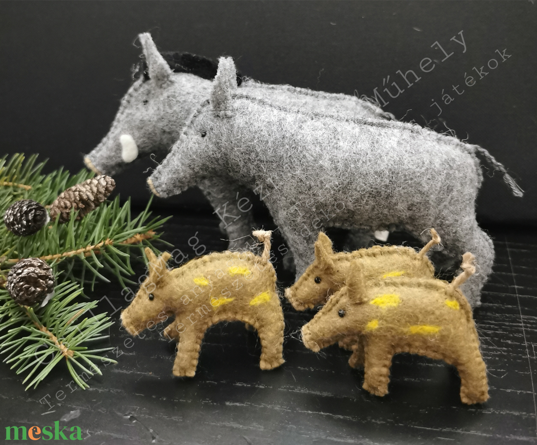 VADDISZNÓ-CSALÁD 5 DB/SZETT VADDISZNÓ VADKAN ANYAKOCA VADMALAC TERMÉSZETES ANYAG GYAPJÚFILC GYAPJÚ NEMEZ ERDEI ÁLLATOK  - játék & sport - plüssállat & játékfigura - más figura - Meska.hu