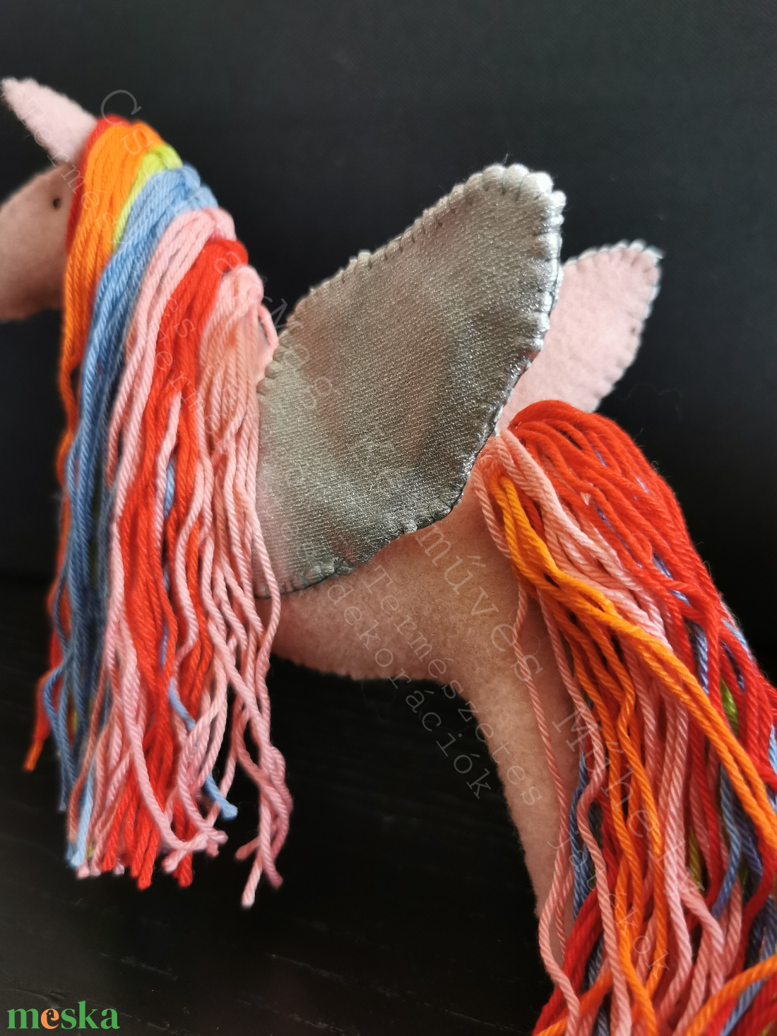 SZELLŐ CSILLAGMAG-TÜNDÉRLOVACSKA TERMÉSZETES ANYAGOK GYAPJÚFILC GYAPJÚ 100 %-OS PAMUTFONAL KÉZMŰVESJÁTÉK WALDORF  - játék & sport - plüssállat & játékfigura - ló - Meska.hu