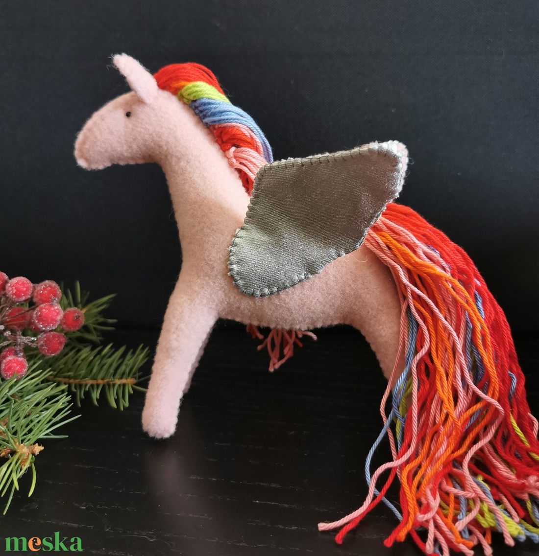 SZELLŐ CSILLAGMAG-TÜNDÉRLOVACSKA TERMÉSZETES ANYAGOK GYAPJÚFILC GYAPJÚ 100 %-OS PAMUTFONAL KÉZMŰVESJÁTÉK WALDORF  - játék & sport - plüssállat & játékfigura - ló - Meska.hu