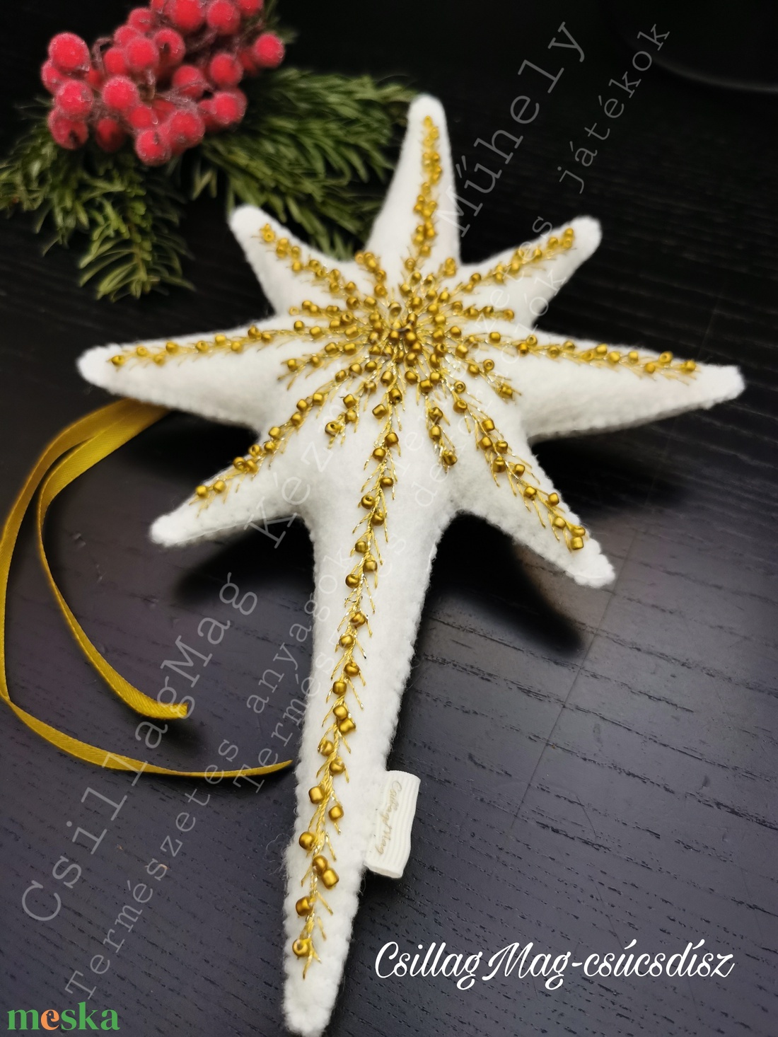 CSILLAGMAG-CSÚCSDÍSZ A KARÁCSONYFA ÉKE TERMÉSZETES ANYAG GYAPJÚFILC GYAPJÚ ARANY HÍMZÉSSEL GYÖNGYÖKKEL SZATÉNSZALAGGAL  - karácsony - karácsonyi lakásdekoráció - karácsonyfadíszek - Meska.hu