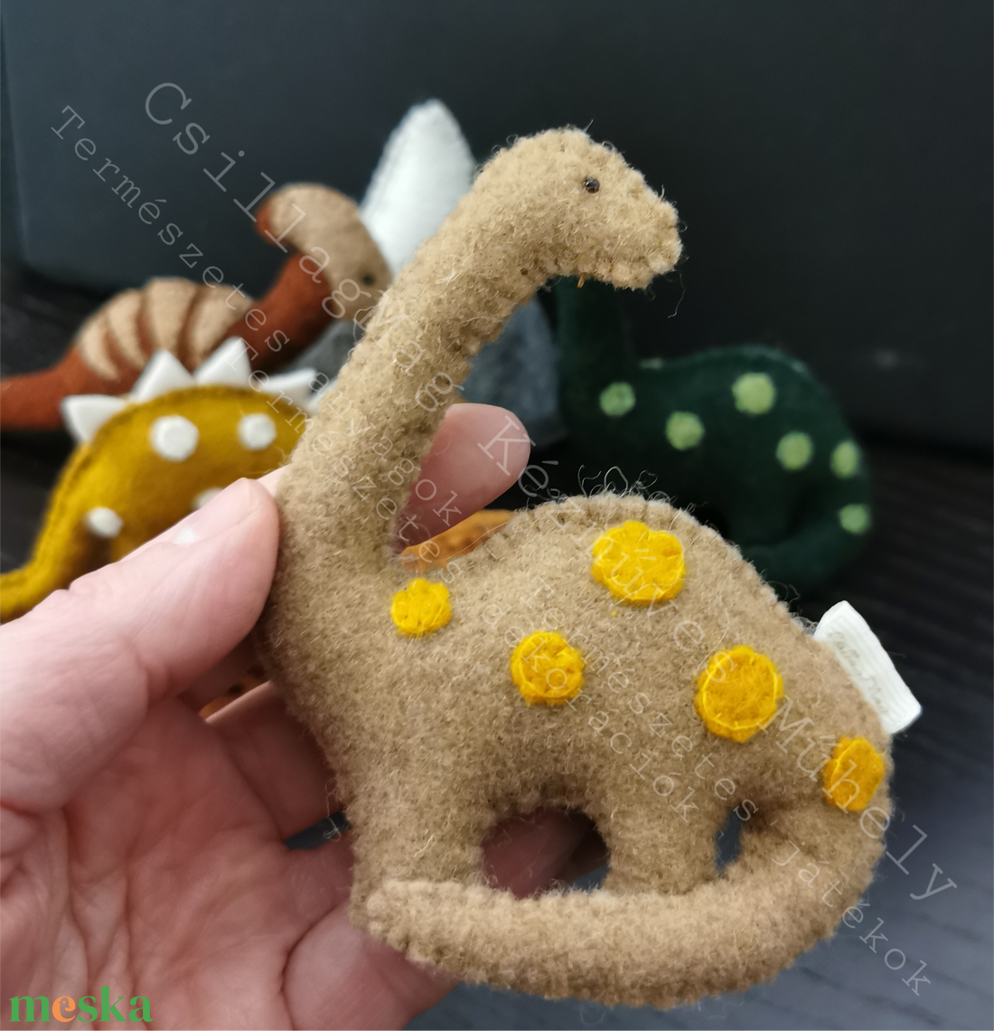 DINOSZAURUSZOK 6 DB/SZETT TERMÉSZETES ANYAGOK GYAPJÚFILC GYAPJÚ EGYEDI JÁTÉK DÍNÓK VULKÁN WALDORF  - játék & sport - plüssállat & játékfigura - más figura - Meska.hu