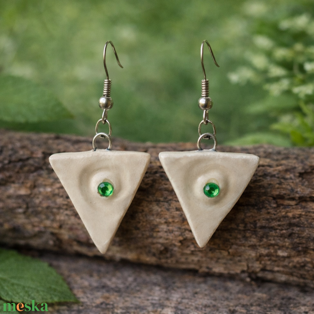 Zöld köves  � fülbevaló - ékszer - fülbevaló - lógó fülbevaló - Meska.hu