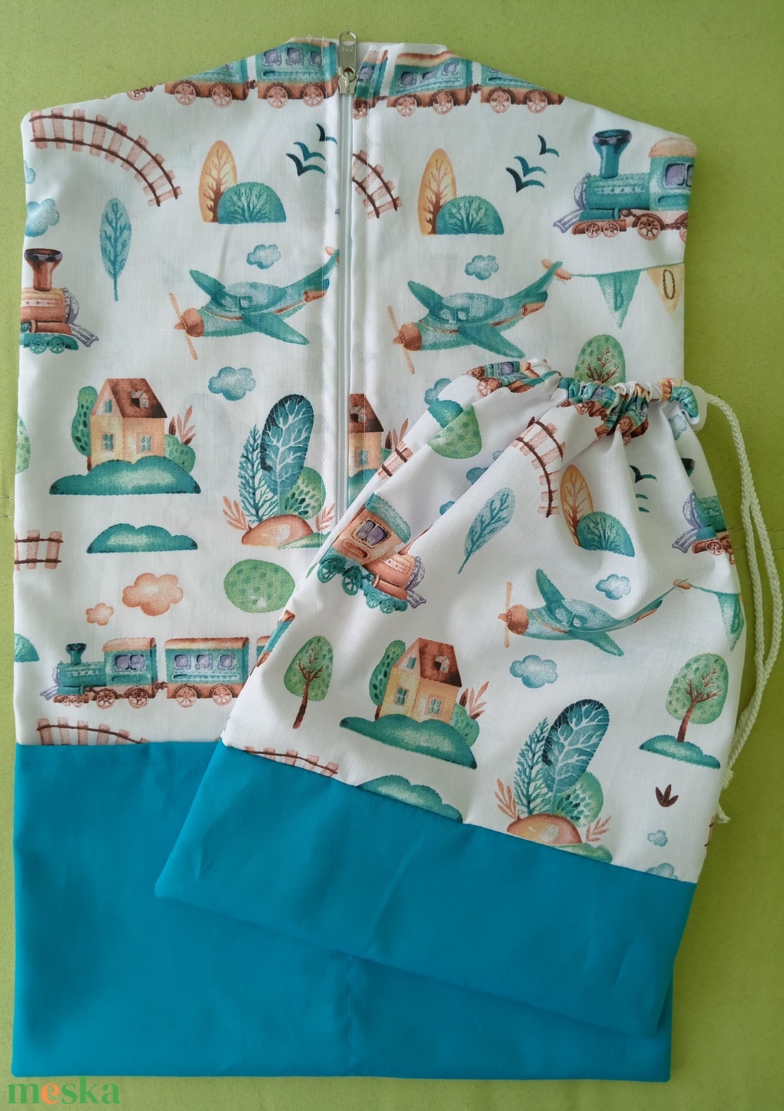 Vonatos, repülős oviszsák tornazsákkal - játék & sport - ovis felszerelés - ovis szett - Meska.hu