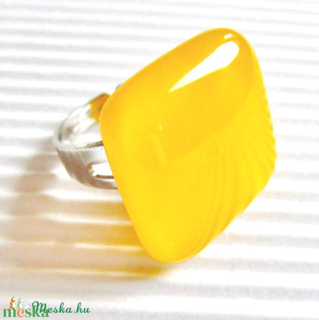 NEMESACÉL - Napraforgó sárga üveg gyűrű, üvegékszer, minimal ékszer - ékszer - gyűrű - statement gyűrű - Meska.hu