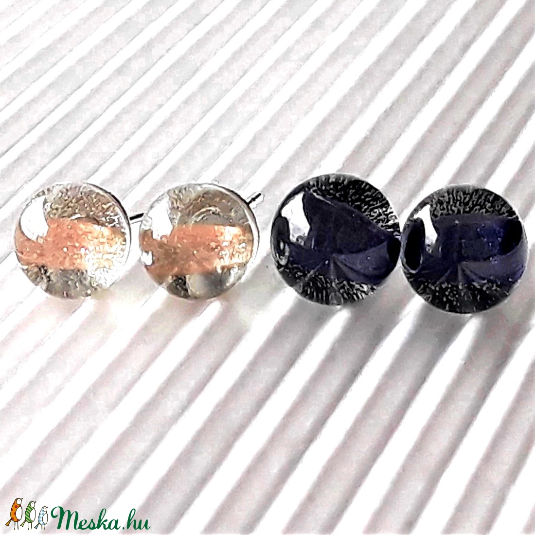 Kék - csillám és arany fátyol üveg pötty fülbevalók, üvegékszer szett - ékszer - fülbevaló - pötty fülbevaló - Meska.hu