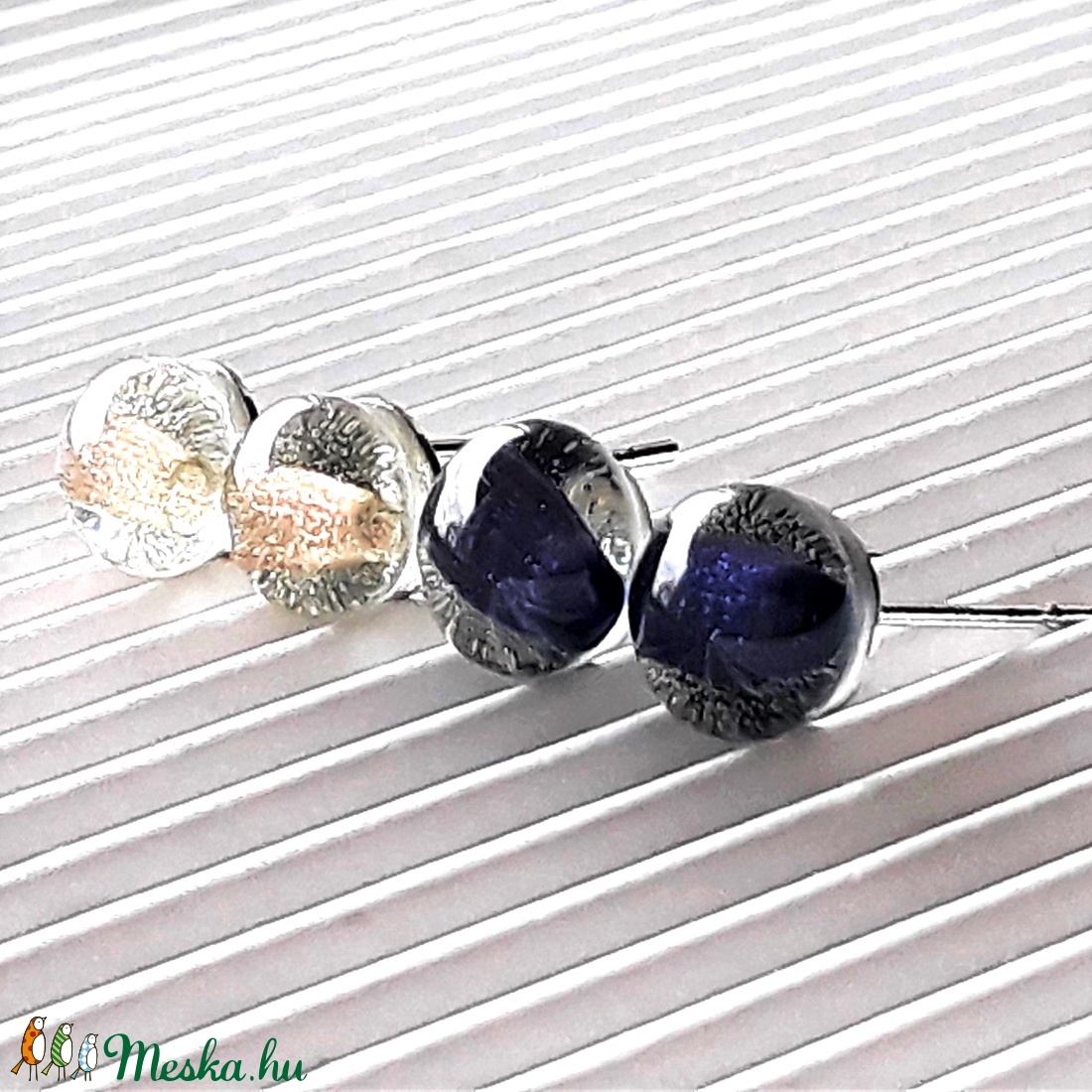 Kék - csillám és arany fátyol üveg pötty fülbevalók, üvegékszer szett - ékszer - fülbevaló - pötty fülbevaló - Meska.hu