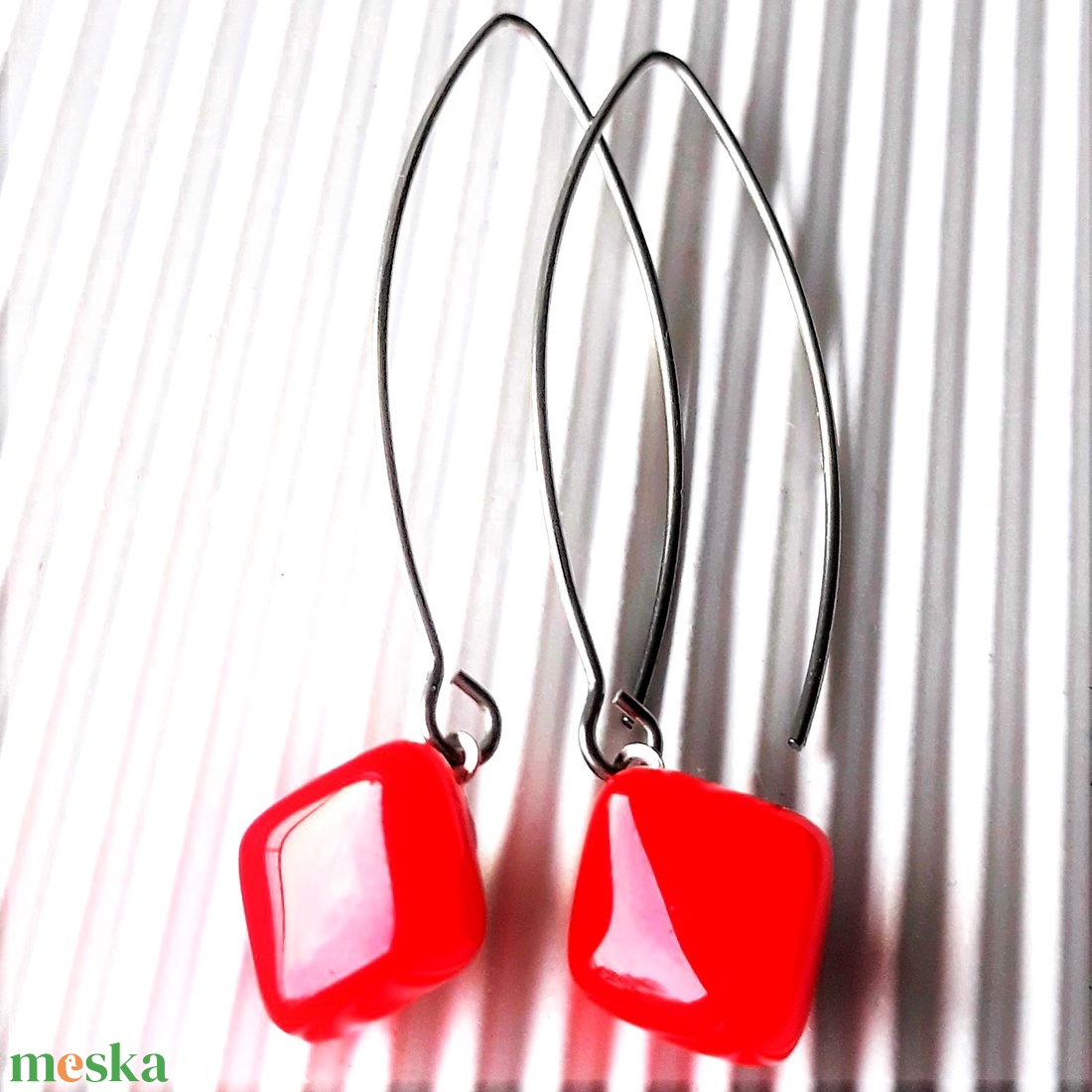 NEMESACÉL - Napsárga rombusz üveg fülbevaló francia kapcsos alapon, minimal üvegékszer - ékszer - fülbevaló - lógó fülbevaló - Meska.hu