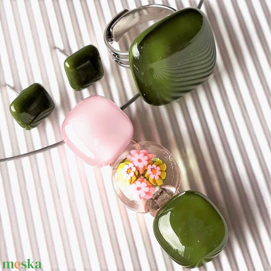 NEMESACÉL! - Romantikus vintage virág-gyöngysor üveg medál, gyűrű és fülbevaló, millefiori, üvegékszer szett - ékszer - ékszerszett - Meska.hu