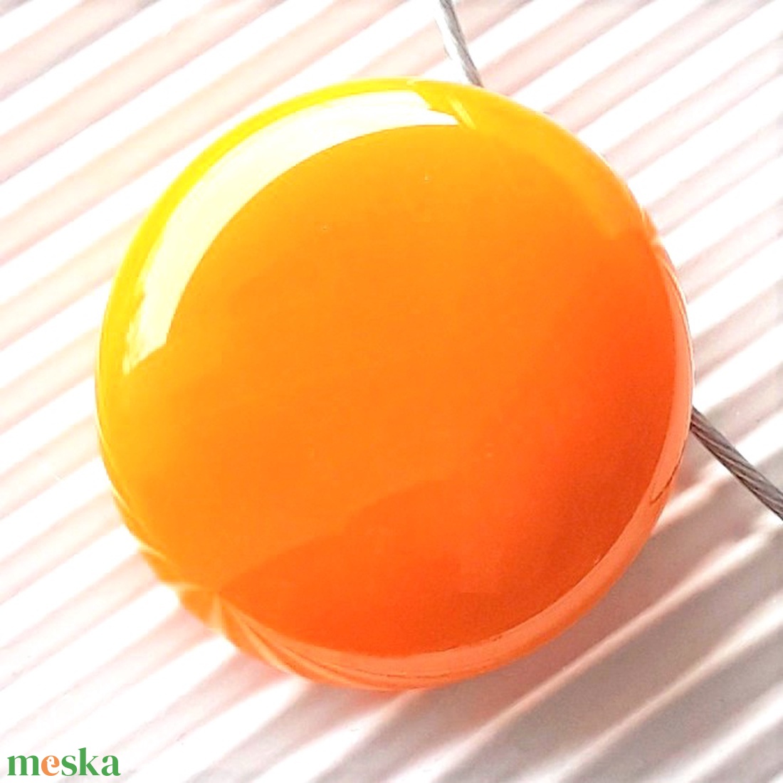 Okker sárga kerek üveg medál, nyaklánc, NEMESACÉL akasztón, üvegékszer - ékszer - nyaklánc - medálos nyaklánc - Meska.hu Okker sárga kerek üveg medál, nyaklánc, NEMESACÉL akasztón, üvegékszer - ékszer - nyaklánc - medálos nyaklánc - Meska.hu