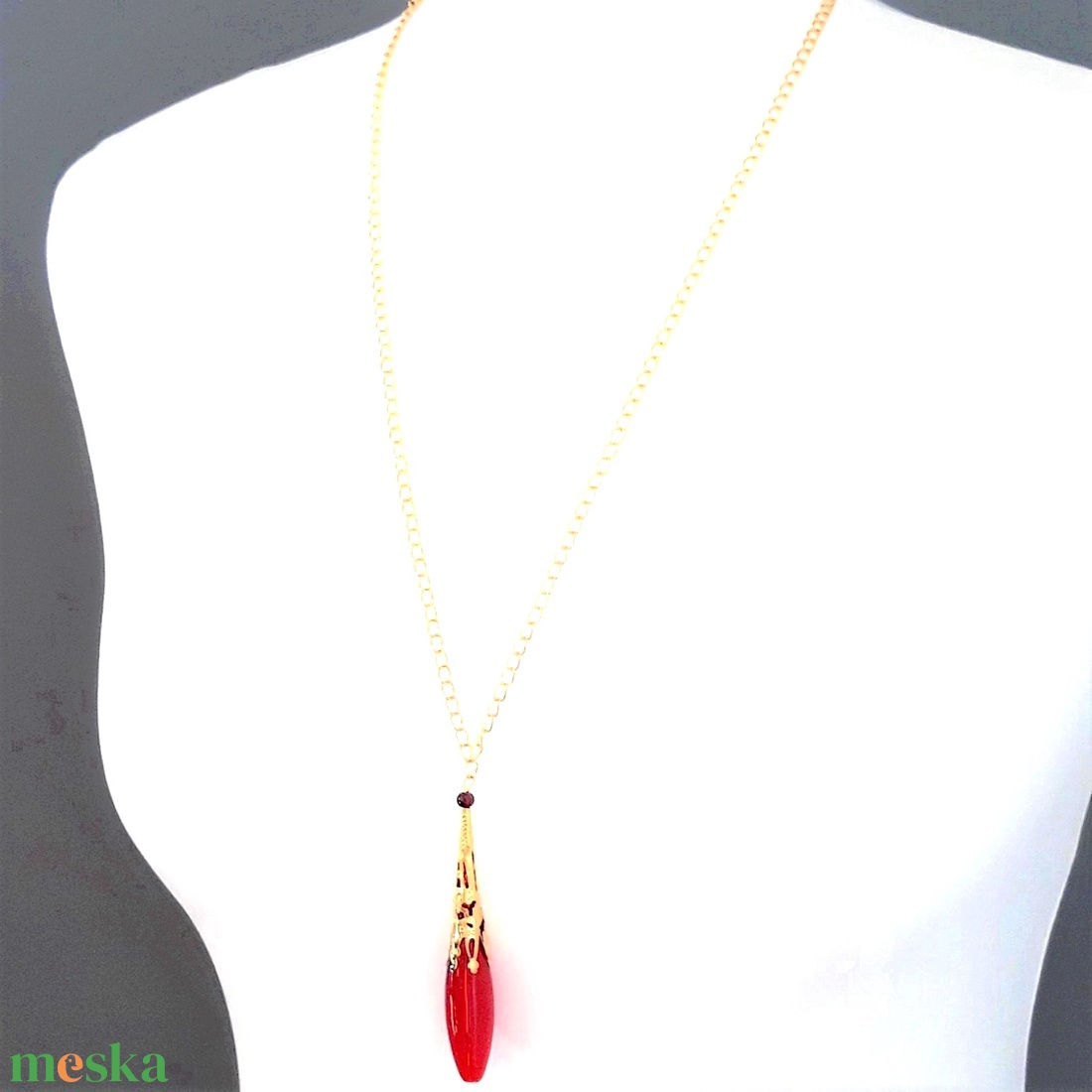 AKCIÓS! - Arany csipkés rubin gyöngy-csepp medál, karkötő és franciakapcsos fülbevaló, üveggyöngy ékszerszett - ékszer - ékszerszett - Meska.hu