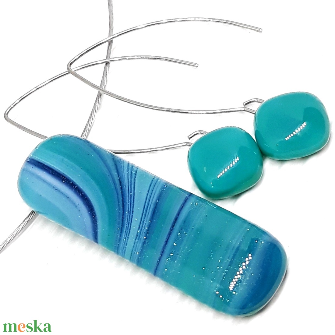 Smaragd - kék selyemcsillám elegáns üveg medál és design fülbevaló, NEMESACÉL/ORVOSI FÉM üvegékszer szett - ékszer - ékszerszett - Meska.hu