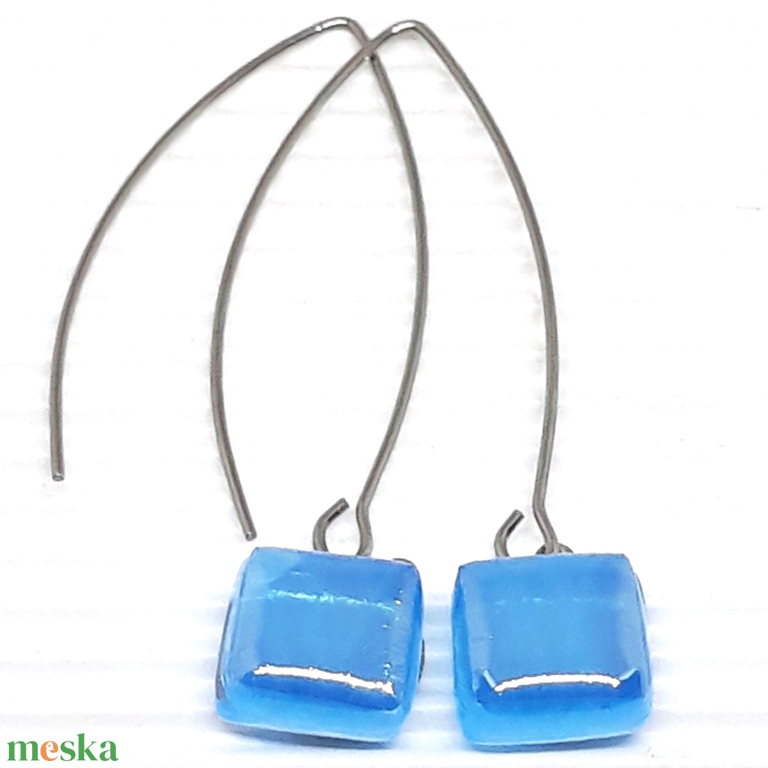 NEMESACÉL - Égszínkék tükörfény rombusz francia kapcsos üveg fülbevaló, üvegékszer - ékszer - fülbevaló - lógó fülbevaló - Meska.hu
